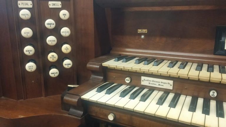 1905 kimball organ short